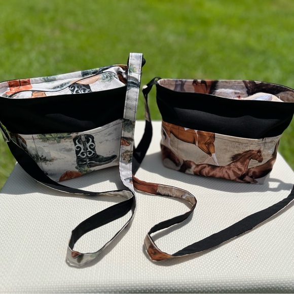 Horse pattern handmade cotton purse. - Picture 3 of 4